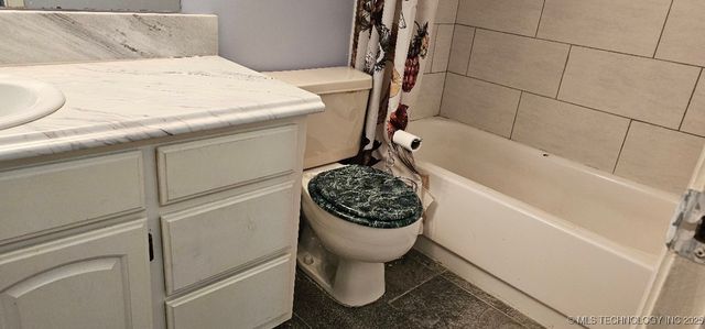 6712 S Lewis Avenue 103, Tulsa, OK 74136