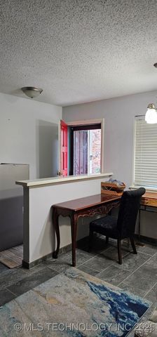 6712 S Lewis Avenue 103, Tulsa, OK 74136