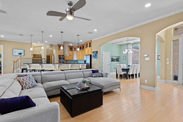 100 Wapiti Drive, Azle, TX 76020