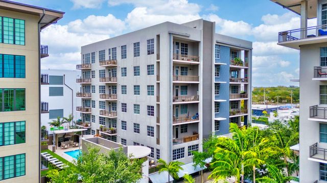 411 NW 1ST Avenue 704, Fort Lauderdale, FL 33301