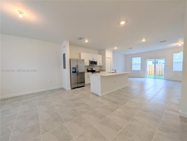 1172 SE 1st Terrace, Florida City, FL 33034