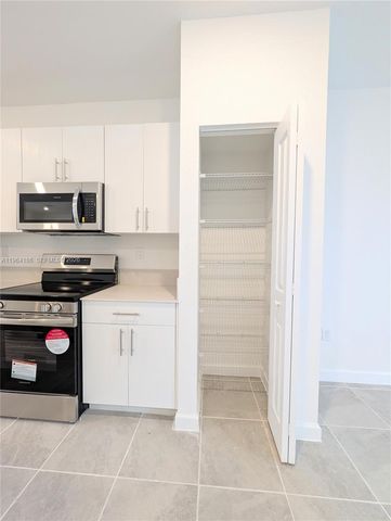 1172 SE 1st Terrace, Florida City, FL 33034