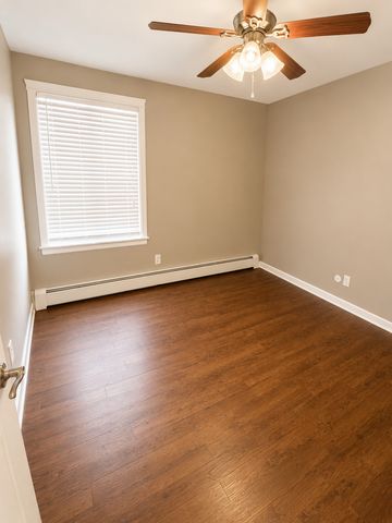 2300 Light Road 201, Oswego, IL 60543