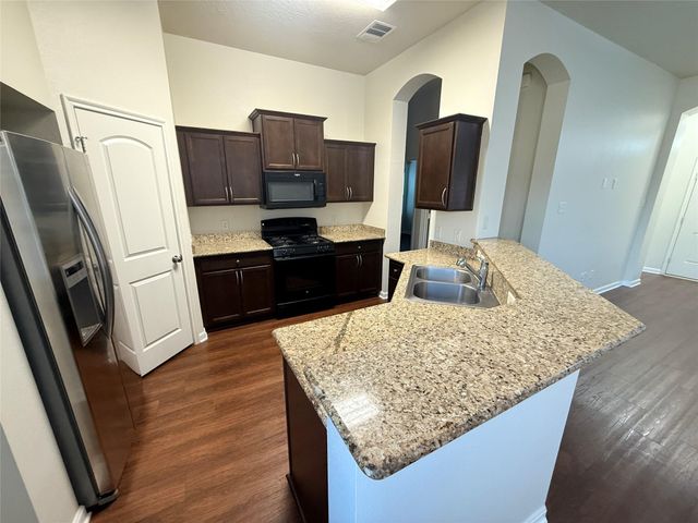 2812 Silver Oak Drive, College Station, TX 77845