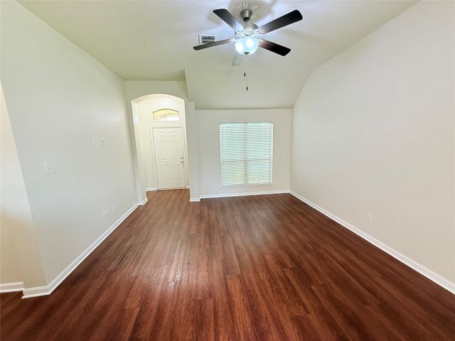 2812 Silver Oak Drive, College Station, TX 77845