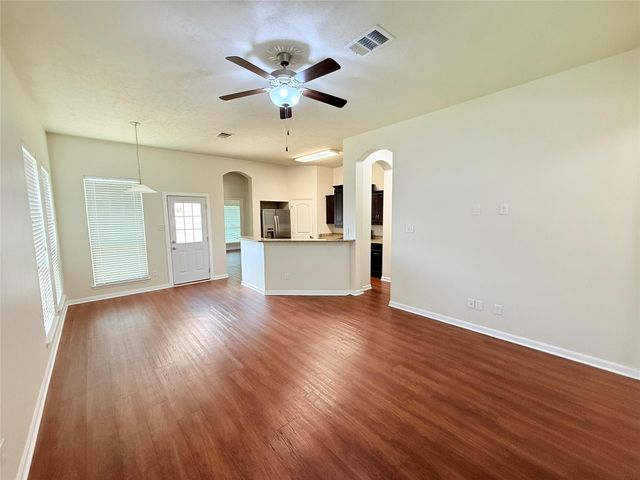 2812 Silver Oak Drive, College Station, TX 77845