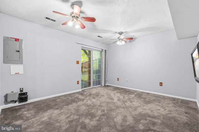 3135 FOREST RUN DR, District Heights, MD 20747