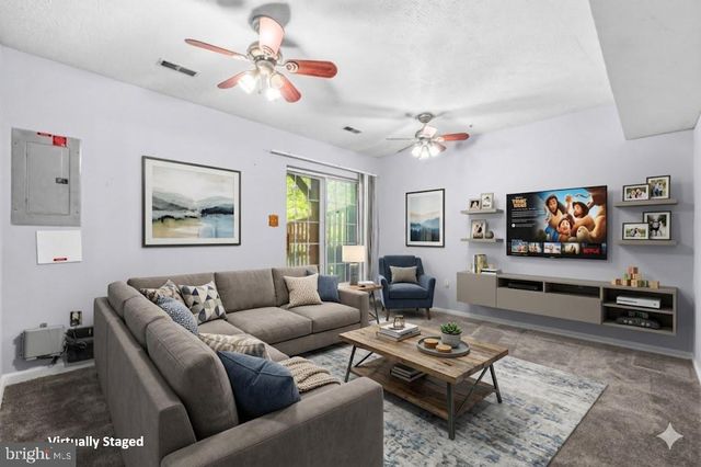 3135 FOREST RUN DR, District Heights, MD 20747