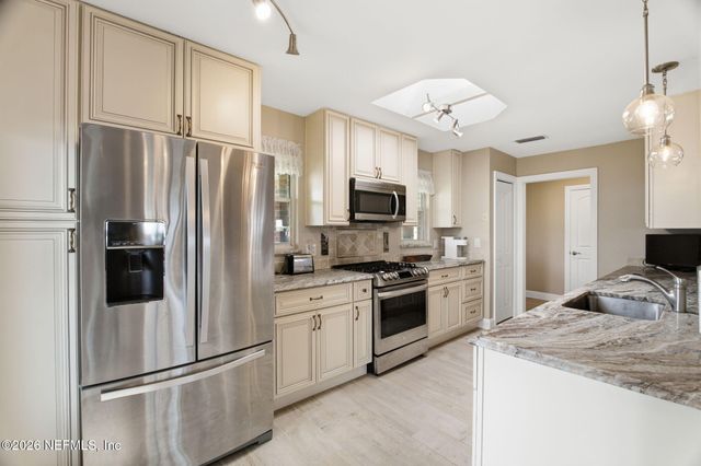 1105 FISHERMANS Way, Fleming Island, FL 32003