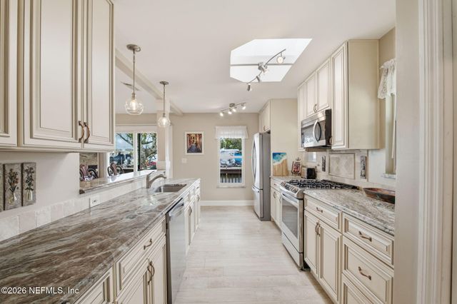 1105 FISHERMANS Way, Fleming Island, FL 32003