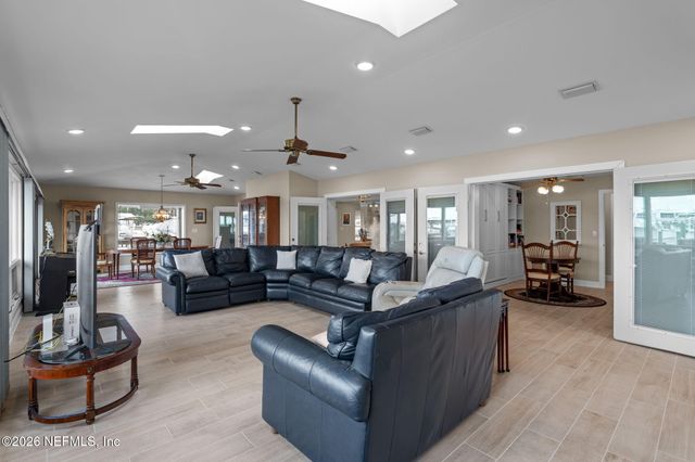 1105 FISHERMANS Way, Fleming Island, FL 32003