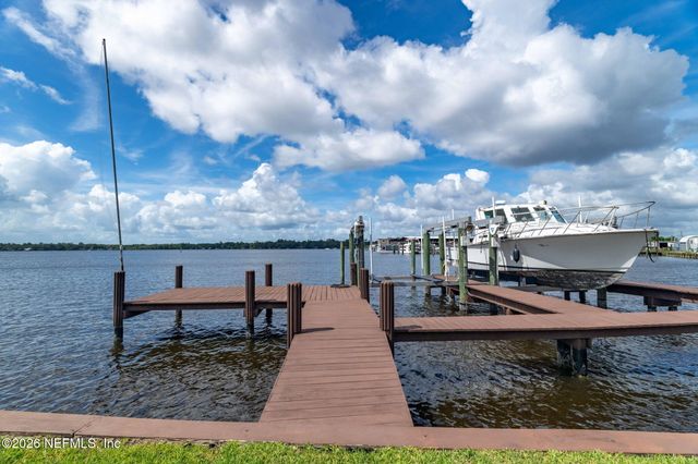 1105 FISHERMANS Way, Fleming Island, FL 32003