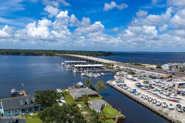 1105 FISHERMANS Way, Fleming Island, FL 32003
