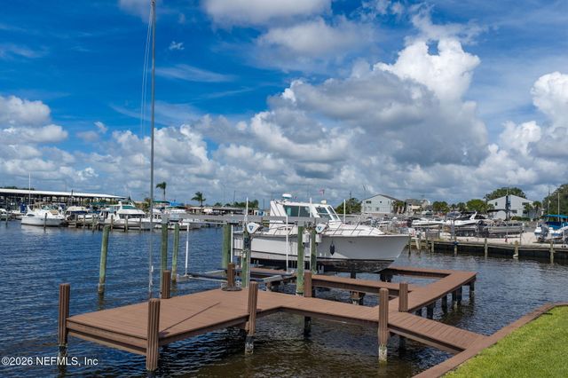 1105 FISHERMANS Way, Fleming Island, FL 32003