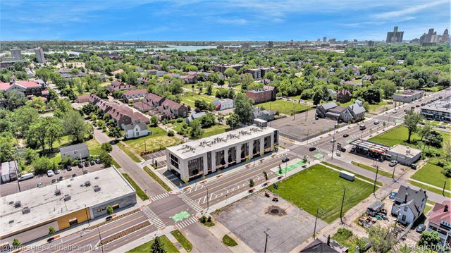 7410 KERCHEVAL Street 212, Detroit, MI 48214