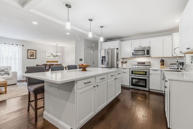 3885 Gladman Way, Lexington, KY 40514