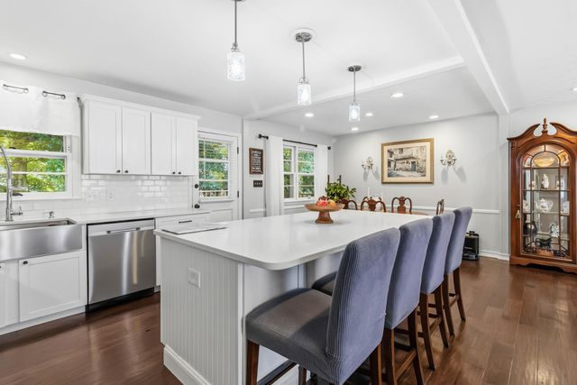 3885 Gladman Way, Lexington, KY 40514