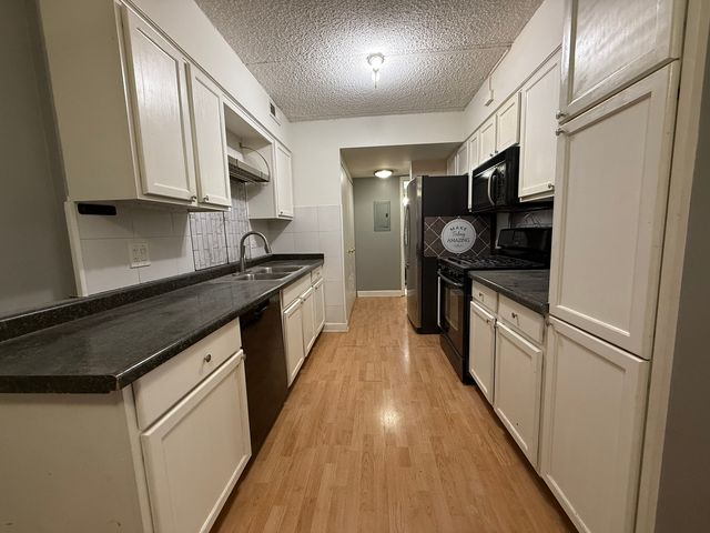 259 Stoneybrook Lane 2B, Bloomingdale, IL 60108