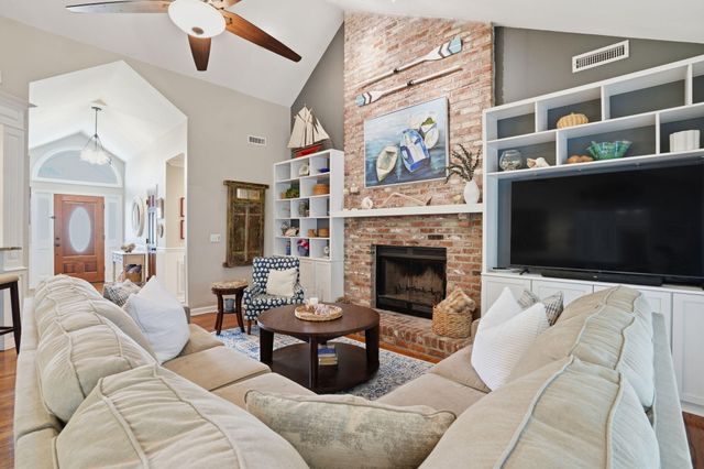 1098 Blue Marlin Drive, Charleston, SC 29412