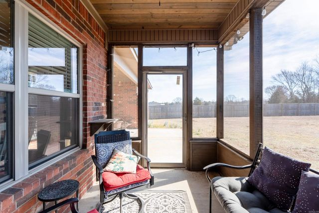 85 Marthas Field Drive, Greenbrier, AR 72058