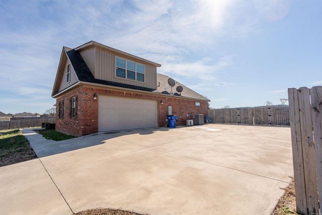 85 Marthas Field Drive, Greenbrier, AR 72058