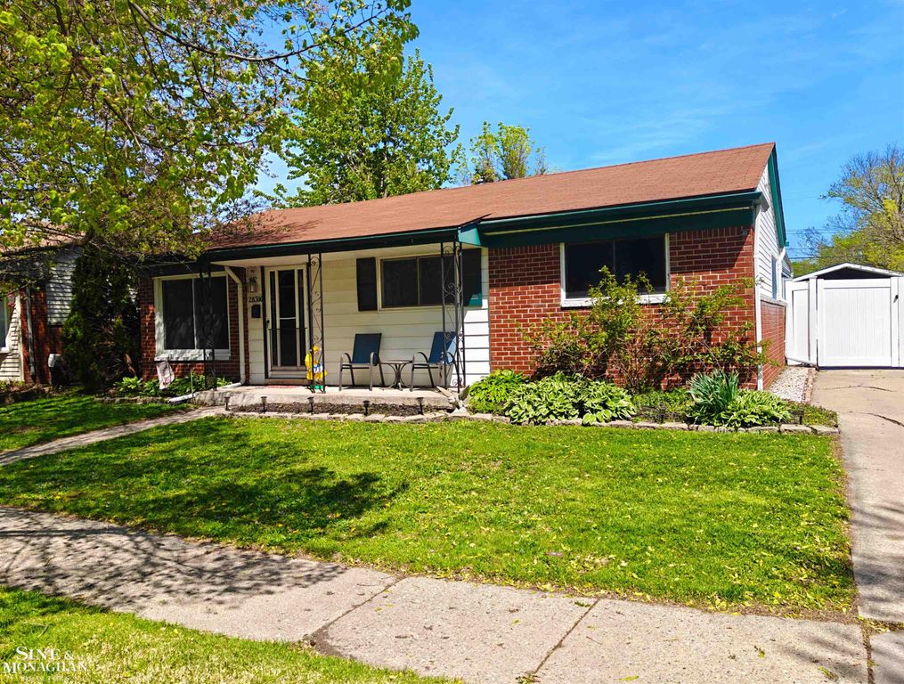 28300 Roy Boulevard, St Clair Shores, MI 48081