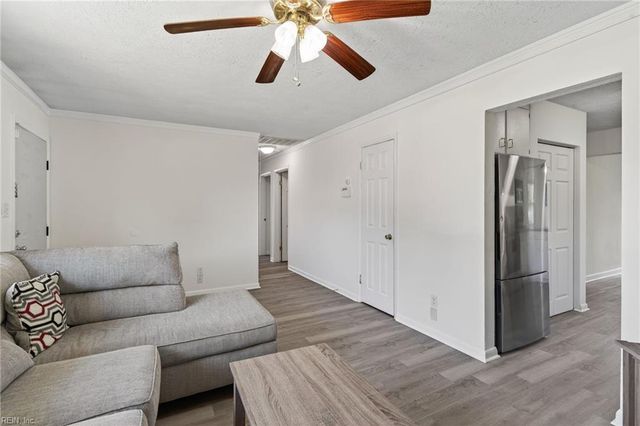 3321 Candlewood DR, Hampton, VA 23666