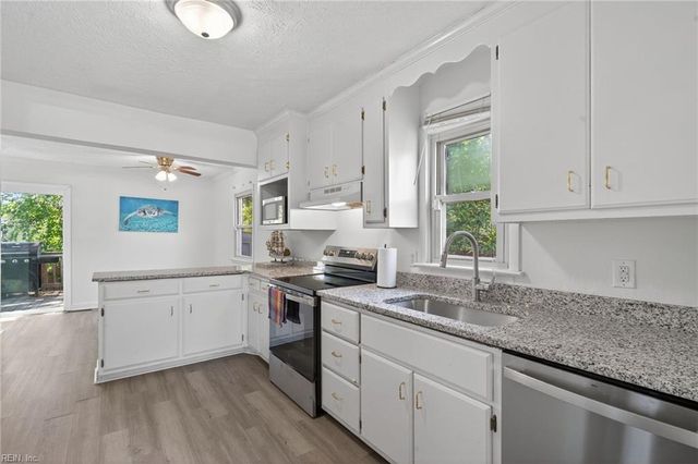 3321 Candlewood DR, Hampton, VA 23666