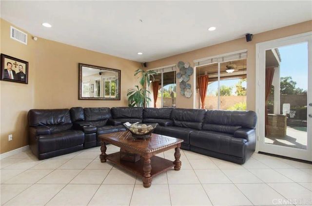 113 Gomez Circle, Placentia, CA 92870
