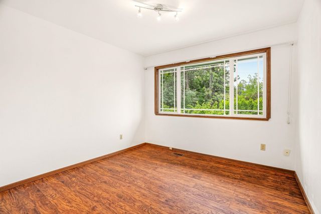 1822 E 33RD Ave, Spokane, WA 99203