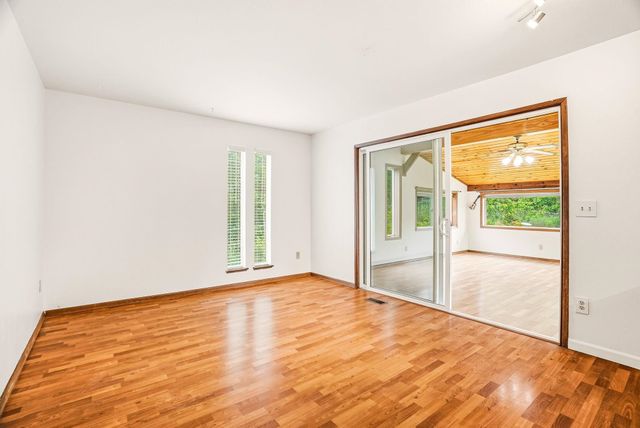 1822 E 33RD Ave, Spokane, WA 99203