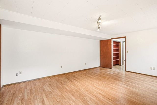 1822 E 33RD Ave, Spokane, WA 99203