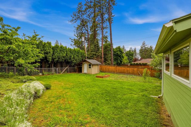 1822 E 33RD Ave, Spokane, WA 99203