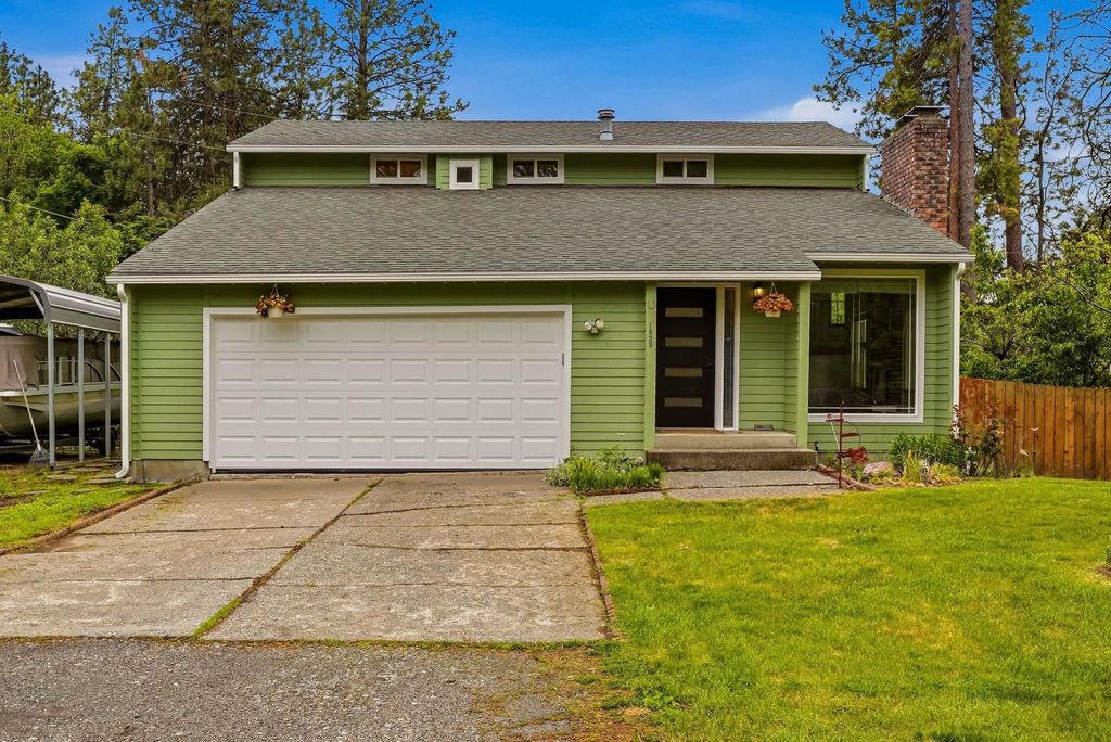 1822 E 33RD Ave, Spokane, WA 99203