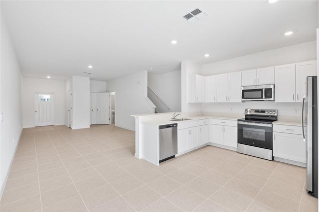 36148 RISA MICHELE STREET, Zephyrhills, FL 33541