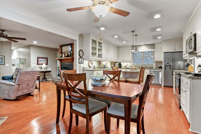 302 Summerset Lane, Summerville, SC 29483