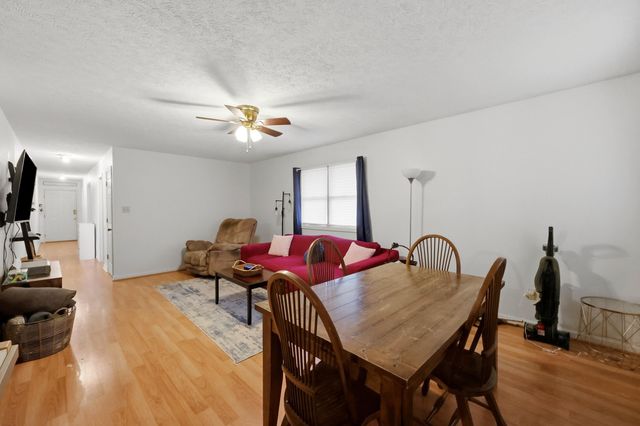 153 S Madison Avenue, Irvine, KY 40336