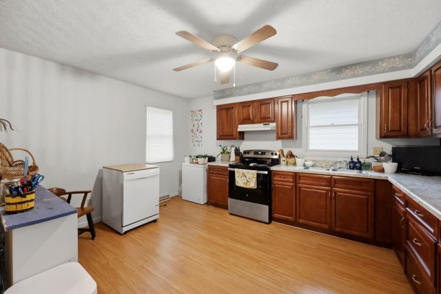 153 S Madison Avenue, Irvine, KY 40336