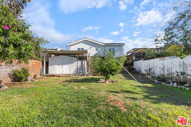 10626 Mountair Avenue, Tujunga (los Angeles), CA 91042