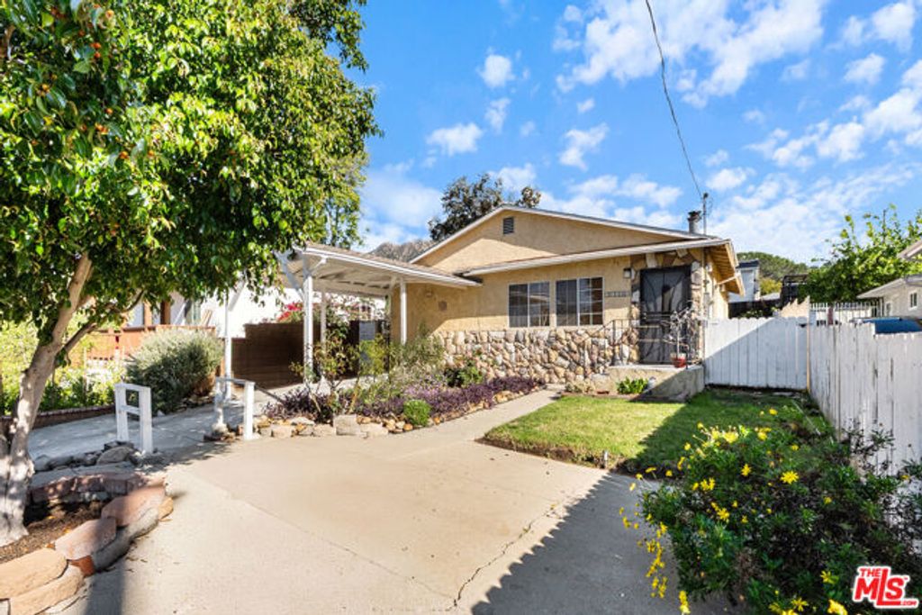10626 Mountair Avenue, Tujunga (los Angeles), CA 91042
