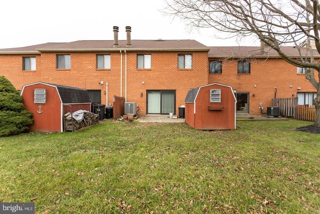 118 CAERNARVON CT, Exton, PA 19341