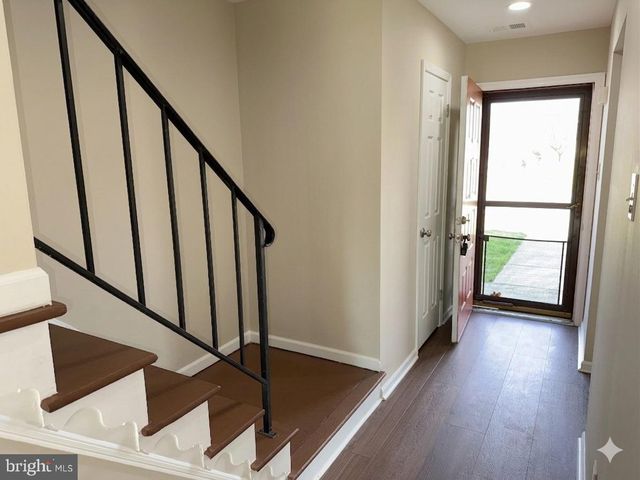 118 CAERNARVON CT, Exton, PA 19341