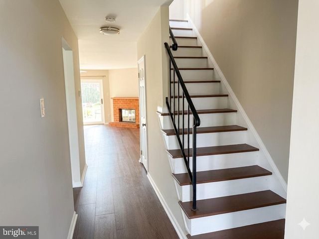 118 CAERNARVON CT, Exton, PA 19341