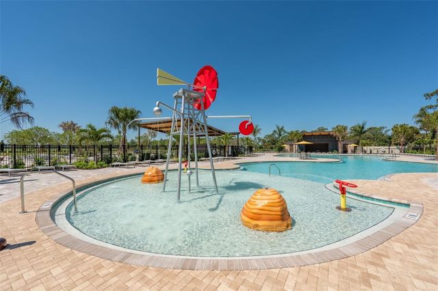 10414 HIDDEN BANKS GLEN, Parrish, FL 34219