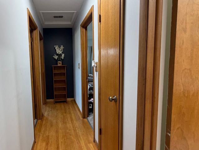 1895 Birch Street, Des Plaines, IL 60018