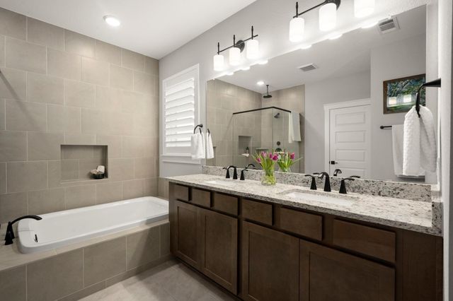 419 N Pilazzo Street, Montgomery, TX 77316