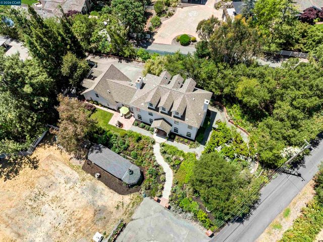 177 Oak Road, Alamo, CA 94507