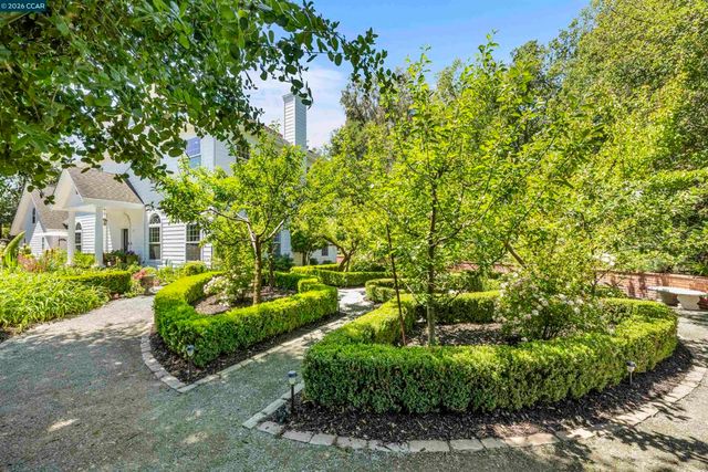 177 Oak Road, Alamo, CA 94507