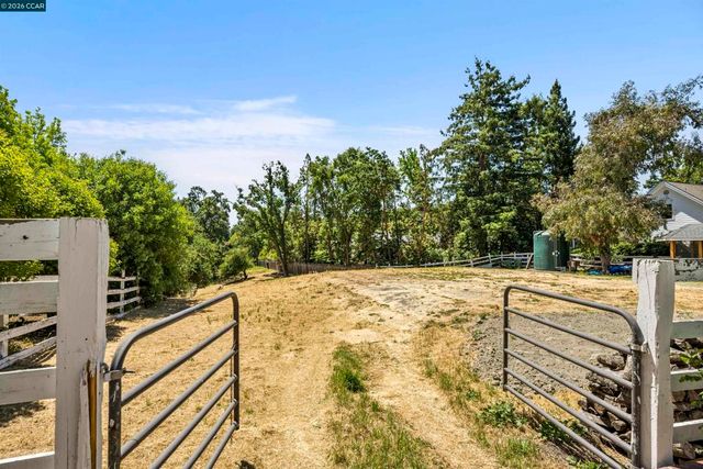 177 Oak Road, Alamo, CA 94507