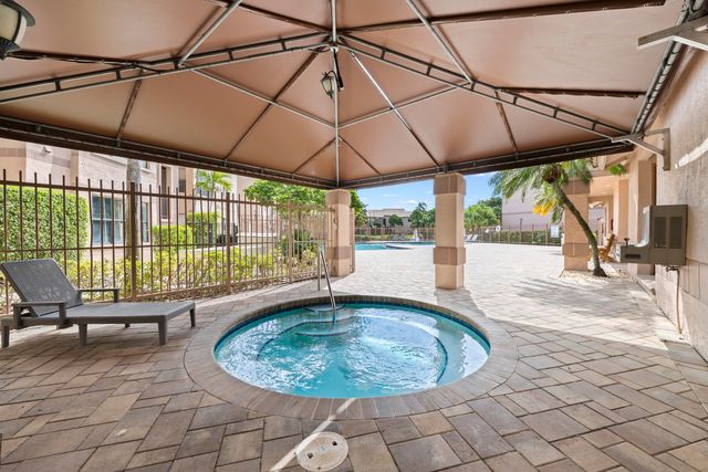 2926 S University Drive 6202, Davie, FL 33328